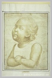 Naket barn, sedan mitten av kroppen, armarna i kors