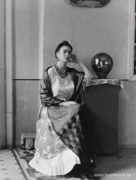 Frida med Globe, Coyoacan, Mexiko