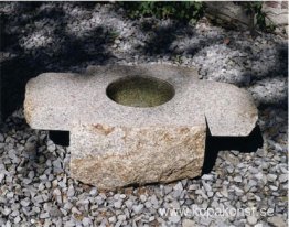 Tsukubai (vattenhållare)