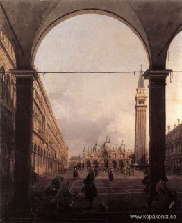Piazza San Marco: Ser österut från det nordvästra hörnet