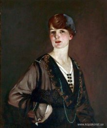 Porträtt av en dam i svart