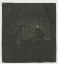 Student vid ett bord vid levande ljus