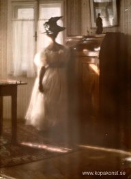 Mary Warner bakgrundsbelyst