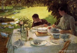 Frukost i trädgården