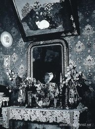 En femme-peintre naiv
