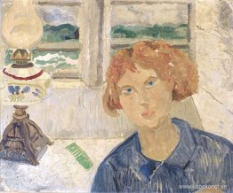 Flicka och lampa i ett Cornish-fönster