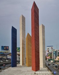 Torres de Satélite (samarbete med Luis Barragán och Jesús Reyes