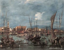Molo och Riva degli Schiavoni från Bacino di San Marco