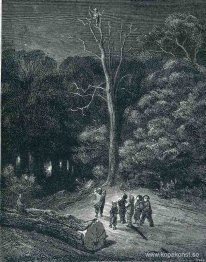 Hoppa O min tumme klättrar till toppen av ett högt träd för att