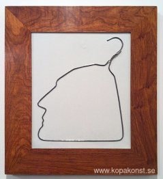 Hängande man i porslin