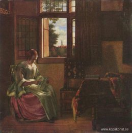 Kvinna som läser ett brev