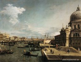 Ingång till Canal Grande och kyrkan La Salute