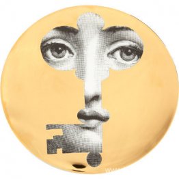 Tema & Variationer Dekorativ tallrik #47 (Face in Key) Tema & Variationer Dekorativ tallrik #47 (Face in Key)