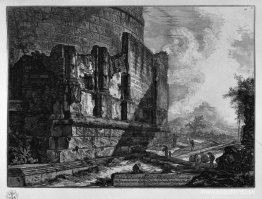 Se resterna av graven av familjen Plautius på Via Tiburtina nära Se resterna av graven av familjen Plautius på Via Tiburtina nära