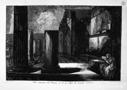 Temple of Isis de face, med de två vingarna av hans peristillo Temple of Isis de face, med de två vingarna av hans peristillo