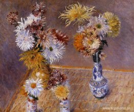 Fyra vaser med krysantemum Fyra vaser med krysantemum