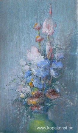 Blommor i en grön vas Blommor i en grön vas