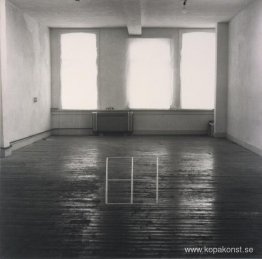 Perspektivkorrigering - My Studio II, 3: Square with Cross on Fl Perspektivkorrigering - My Studio II, 3: Square with Cross on Fl