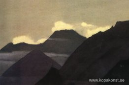Kuluta. Berg före solnedgången. Kuluta. Berg före solnedgången.