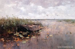 Sikt Av En Pöl Och En Båt Sikt Av En Pöl Och En Båt