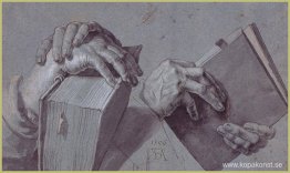 Två Händer Som Håller Ett Par Böcker Två Händer Som Håller Ett Par Böcker