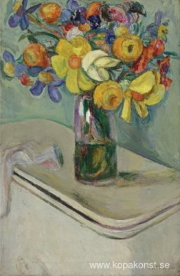 Blommor. Vas på en korg Blommor. Vas på en korg