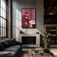 Porträtt av journalisten Sylvia Von Harden — Modern loft