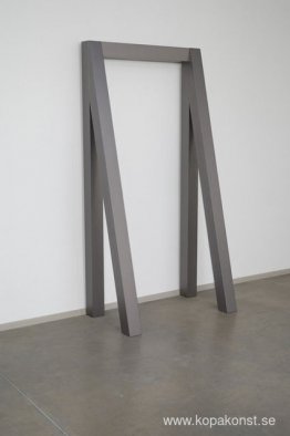 Metalloid beige-grå uppskuren dörrväg, I Metalloid beige-grå uppskuren dörrväg, I