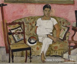 Sjöman utan skor sitter på soffan Sjöman utan skor sitter på soffan